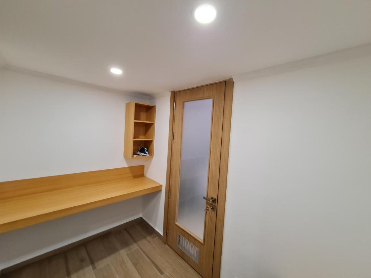 Royale Suites By Arc Royal Luxury Apts 앙스 로얄 외부 사진