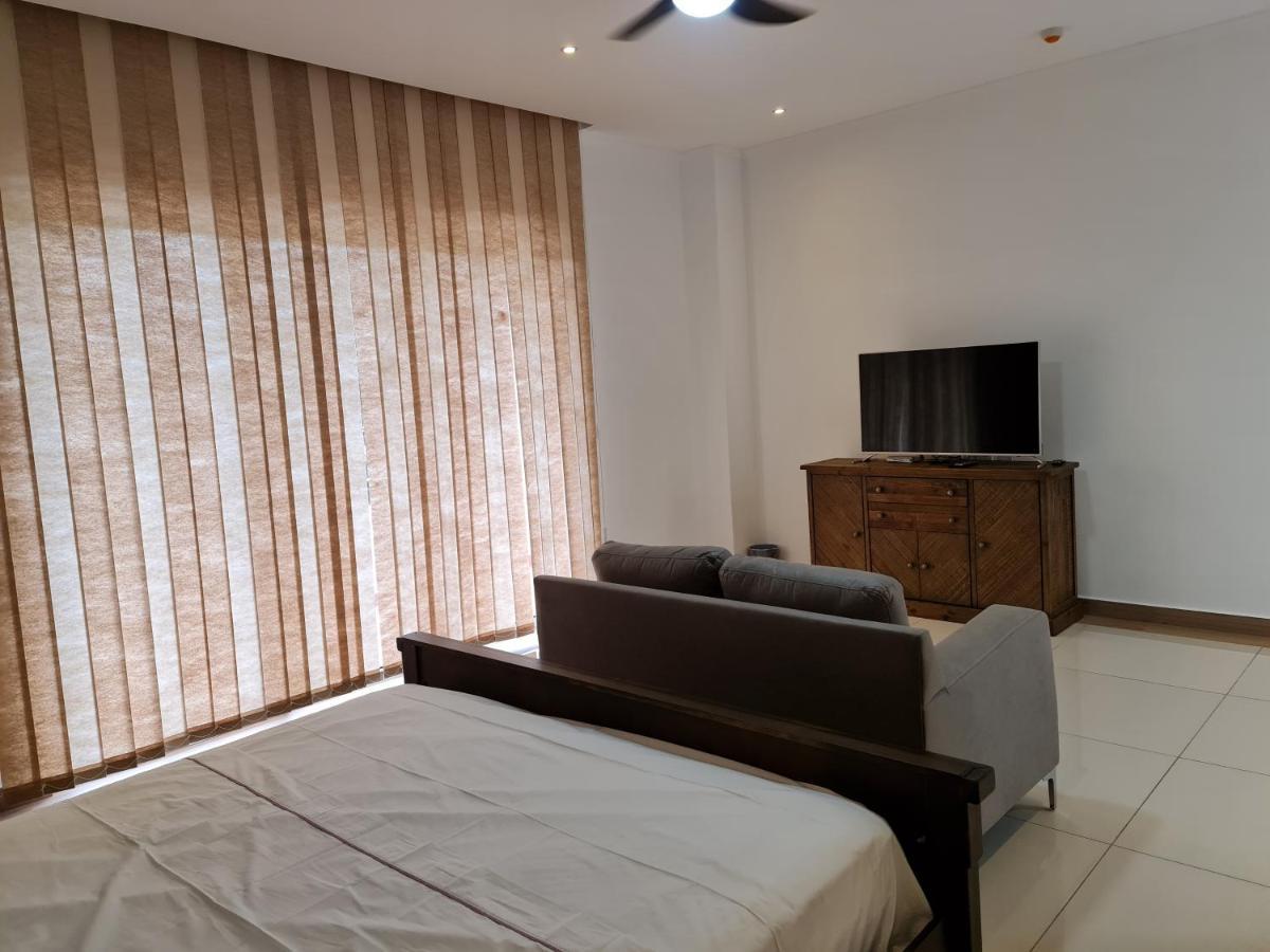 Royale Suites By Arc Royal Luxury Apts 앙스 로얄 외부 사진