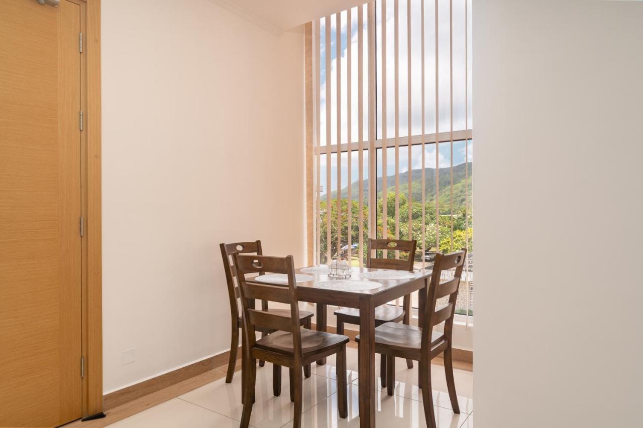 Royale Suites By Arc Royal Luxury Apts 앙스 로얄 외부 사진